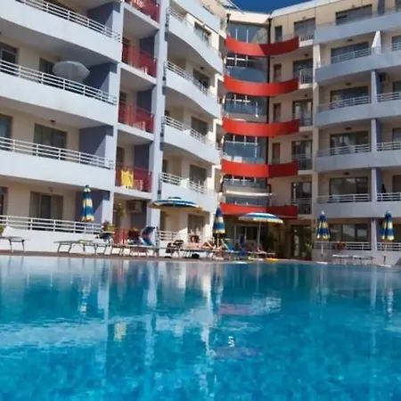 Studio B25 In Central Plaza Апартамент